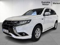 Begagnad Mitsubishi Outlander 205 HK (150 kW) 2016 Vit SUV