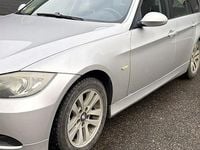 Begagnad BMW 320 150 HK (110 kW) 2007 Kombi