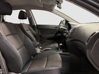 Begagnad Hyundai i30 122 HK (89 kW) 2007 Svart Halvkombi