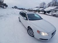 Begagnad Volvo V70 R-Design 2012 Kombi