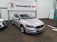 Begagnad Volvo V40 Momentum 150 HK (110 kW) 2016 Silver