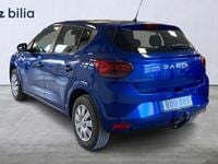 Begagnad Dacia Sandero Essentiel 91 HK (66 kW) 2022 Blå Halvkombi