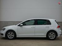 Begagnad VW Golf VII Style 110 HK (80 kW) 2016 Vit Halvkombi