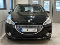 Begagnad Peugeot 208 82 HK (60 kW) 2012 Svart Halvkombi