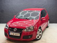 Begagnad VW Golf V GTI 200 HK (147 kW) 2007 Röd Halvkombi