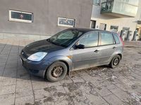 Begagnad Ford Fiesta 70 HK (51 kW) 2004 Halvkombi