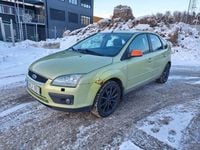 Begagnad Ford Focus 125 HK (91 kW) 2005