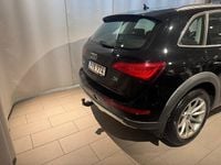 Begagnad Audi Q5 Design 190 HK (139 kW) 2016 Brilliantsvart SUV