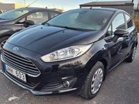 Begagnad Ford Fiesta Titanium 101 HK (74 kW) 2013 Svart Halvkombi