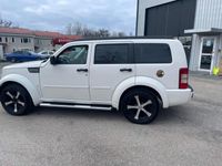 begagnad Dodge Nitro 4.0 V6 AWD defekt motor knackar