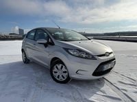 Begagnad Ford Fiesta Trend 75 HK (55 kW) 2009 Silver matallic Halvkombi