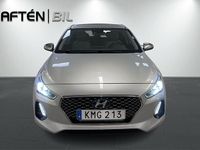 Begagnad Hyundai i30 Comfort 140 HK (102 kW) 2017 Silver Halvkombi