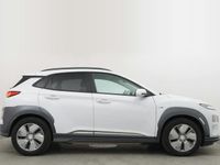 begagnad Hyundai Kona 64 kWh Premium KRELL Läder Dödavinkel V-hjul 2020, Crossover