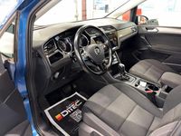 Begagnad VW Touran R-line 150 HK (110 kW) 2020 Blå Minibuss