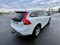 begagnad Volvo V60 CC D4 AWD Geartronic Momentum Euro 6