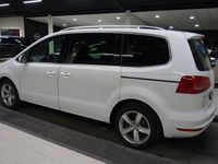 Begagnad VW Sharan 140 HK (102 kW) 2015 Vit Minibuss