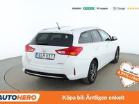 Begagnad Toyota Auris Touring Sports Edition 133 HK (97 kW) 2015 Vit Kombi