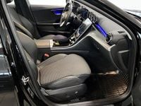 Begagnad Mercedes C300 Avantgarde 204 HK (150 kW) 2023 Svart