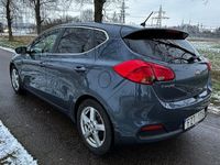 begagnad Kia Ceed cee'd 1.6 GDI DCT Svensksåld. ASutomat, Ny besi.