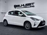 begagnad Toyota Yaris Hybrid e-CVT Euro 6 101hk | MOMS | 3970mil