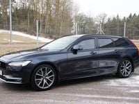 Begagnad Volvo V90 Momentum 190 HK (139 kW) 2019 Grå Kombi