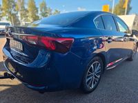 Begagnad Toyota Avensis Active 143 HK (105 kW) 2015 Mörkblå Sedan
