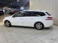 Begagnad Peugeot 308 SW Active 110 HK (80 kW) 2015 Vit Kombi