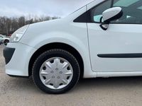 Begagnad Renault Modus 101 HK (74 kW) 2010 Vit Minibuss