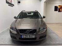 Begagnad Volvo V70 Momentum 116 HK (85 kW) 2011 Grå Kombi