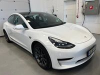 Begagnad Tesla Model 3 Standard Range Plus 239 kW (325 HK) 2020 Sedan