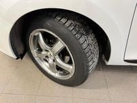 Begagnad Renault Clio GrandTour Intens 90 HK (66 kW) 2016 Vit Kombi