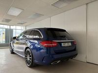 Begagnad Mercedes C250 AMG 204 HK (150 kW) 2018 Blå (blå metallic) Kombi