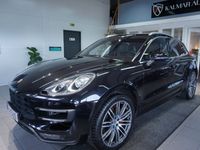 begagnad Porsche Macan Turbo PDK Sport Chrono Pano Luftfj Svensksåld