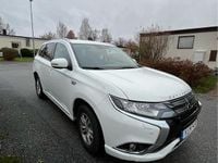 Begagnad Mitsubishi Outlander Edition 203 HK (149 kW) 2017 SUV