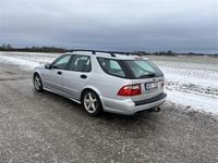 Begagnad Saab 9-5 Aero 250 HK (183 kW) 2004 Grå metallic Kombi
