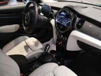 begagnad Mini Cooper 5-d Experience pkt Aut Navi Ny 2023, Halvkombi