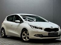 Begagnad Kia Ceed Comfort 135 HK (99 kW) 2013 Vit Halvkombi