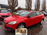 Begagnad Volvo V40 120 HK (88 kW) 2017 Röd Halvkombi