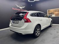 Begagnad Volvo V60 Ocean Race 190 HK (139 kW) 2015 Vit Kombi