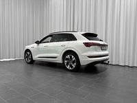 Begagnad Audi e-tron Proline 300 kW (408 HK) 2021 Vit SUV