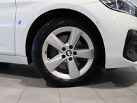 begagnad BMW 225 Active Tourer xe Plug-in 224hk | Head-up