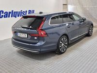 Begagnad Volvo V90 Core 253 HK (186 kW) 2023 Denimblå metallic Kombi