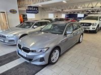 Begagnad BMW 330e 184 HK (135 kW) 2023 Grå Kombi