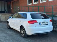 Begagnad Audi A3 125 HK (91 kW) 2011 Halvkombi