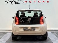 Begagnad VW up! high up! 75 HK (55 kW) 2014 Vit Halvkombi