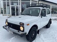 Begagnad Lada niva 82 HK (60 kW) 2005 Vit SUV