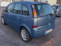 Begagnad Opel Meriva 101 HK (74 kW) 2007 Minibuss