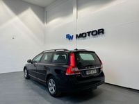 begagnad Volvo V70 D2 115hk D-värmare Drag Rattvärme BT