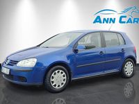 Begagnad VW Golf IV 102 HK (75 kW) 2005 Blå Halvkombi