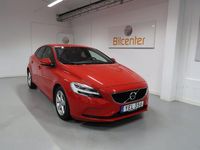 Begagnad Volvo V40 Momentum 122 HK (89 kW) 2016 Röd Halvkombi